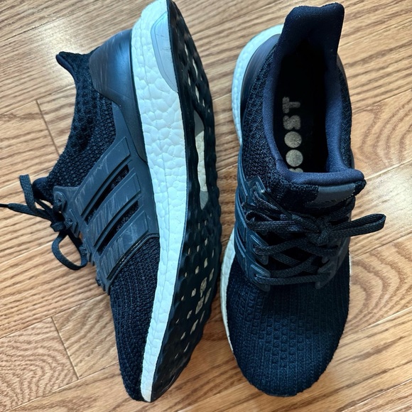 Adidas Ultraboost 1.0 Shoes - Picture 3 of 6